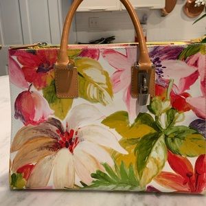 Leather Italian handbag, in bright flower motif.